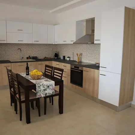 Armonia Apartment